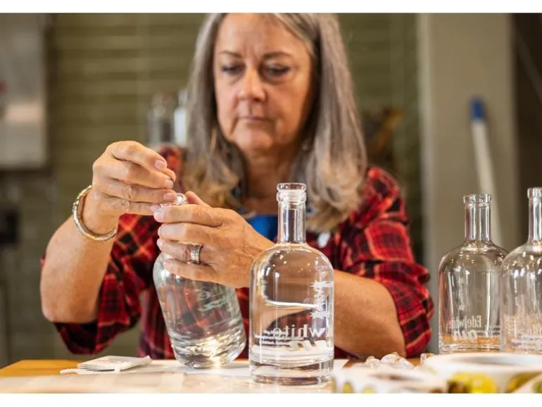 Edelwhite 57 Navy Strength Gin 0.5 l