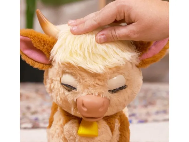furReal Plüsch Maggie The Feed & Follow Cow 33 cm