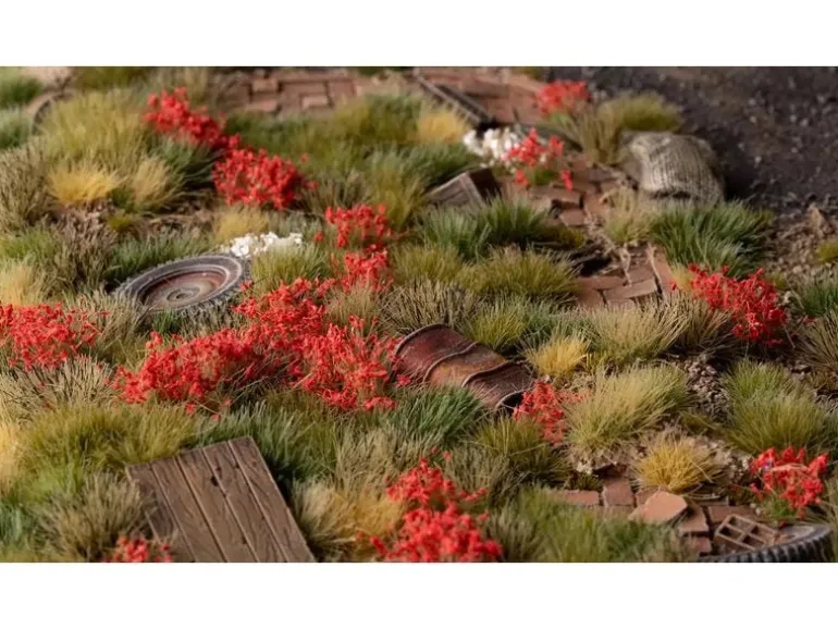 GamersGrass Tufts Wild Red Flowers