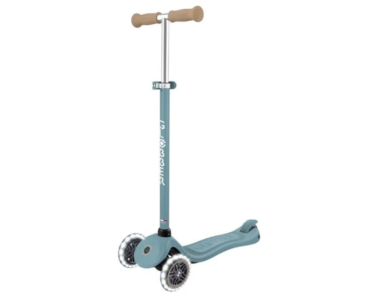 GLOBBER Signature with White Led Wheels Ash Blue