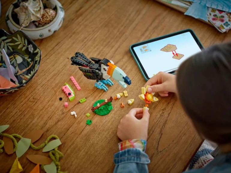 LEGO® Creator Wilde Tiere: Tropischer Tukan 31173