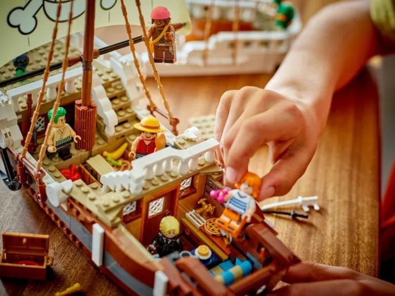 LEGO® Das Piratenschiff Flying Lamb 75639