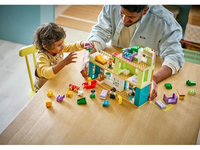 LEGO® DUPLO® Modernes Familienhaus mit Figuren 3-in-1 10470