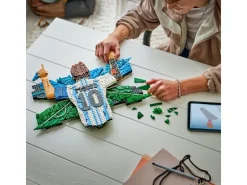 LEGO® Editions Lionel Messi – Torjubel 43018