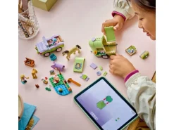 LEGO® Friends Pferd und Fohlen mit Pferdeanhänger 42695