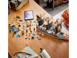 LEGO® One Piece Garps Marineschlachtschiff 75646