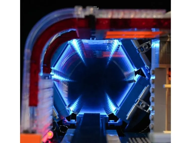 Lumibricks Floating Train Station mit LED-Beleuchtung
