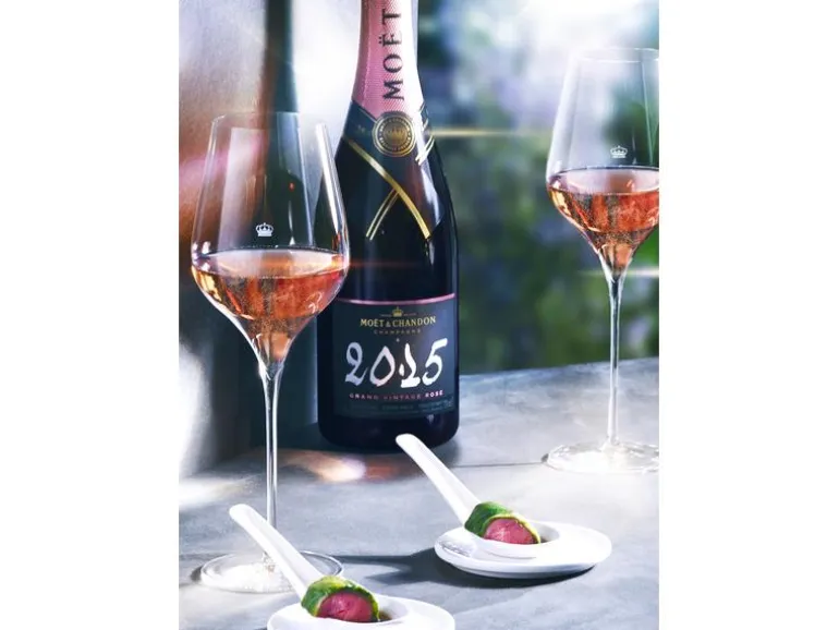 Moët & Chandon Grand Vintage Rosé 2015 0.75 l