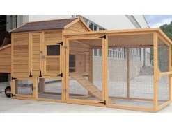 PetHomes Kleintierstall Montreux aus Massivholz