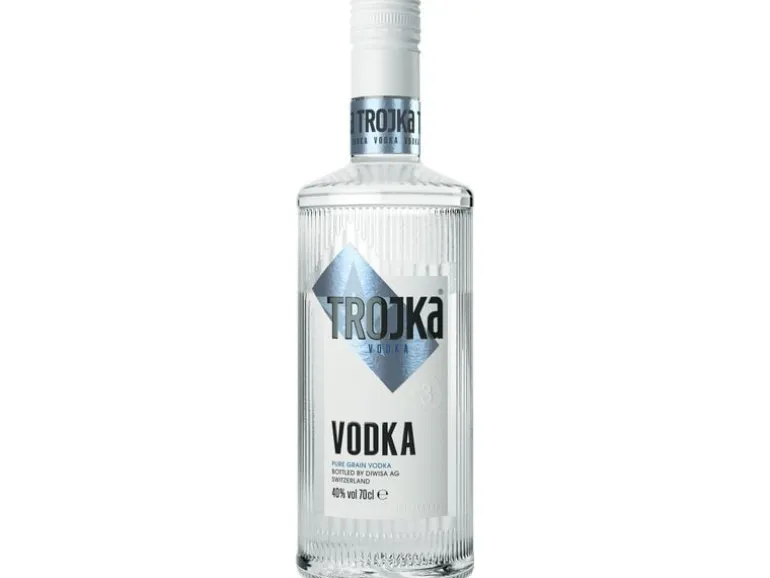 Trojka Vodka Pure Grain 0.7 l